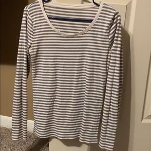 Long Sleeved White and Grey Striped Top